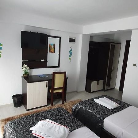 Motel Didona B Sendreni Екстер'єр фото
